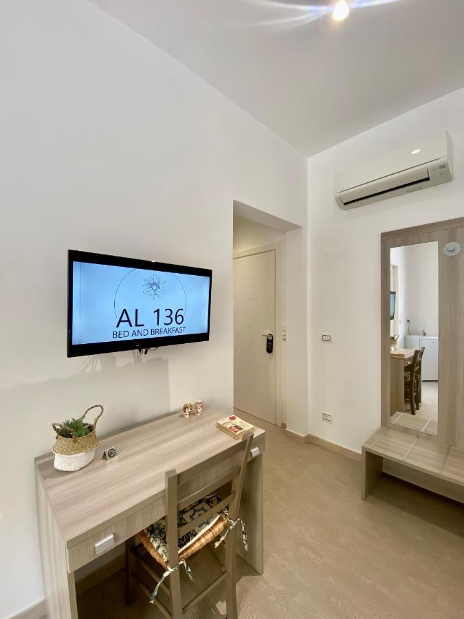 Bed and Breakfast Al 136 Capo dʼOrlando Exterior foto